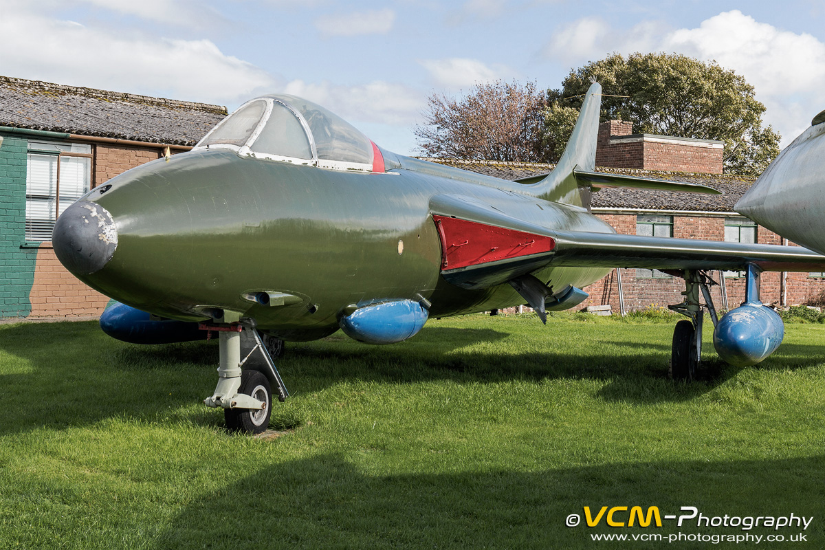 Hawker Hunter F.51 E-425