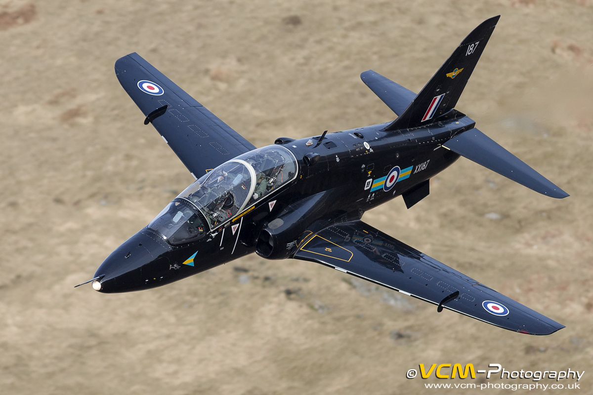 Hawk T.1A XX187 Low Level