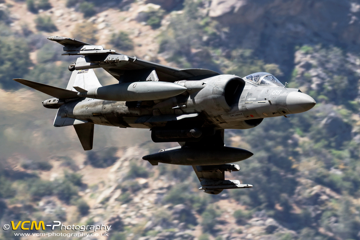 AV-8B Harrier II, BuNo. 164129 low level