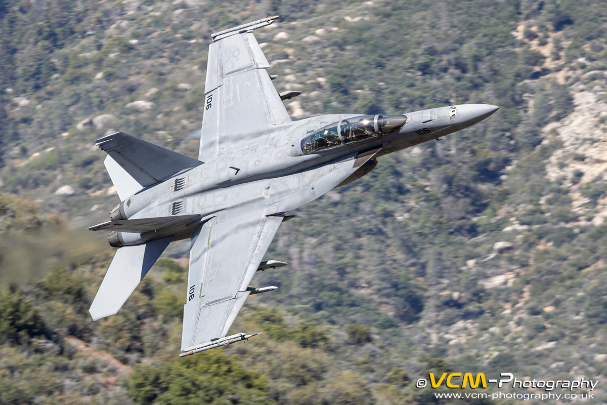 F/-18F Super Hornet flying low level