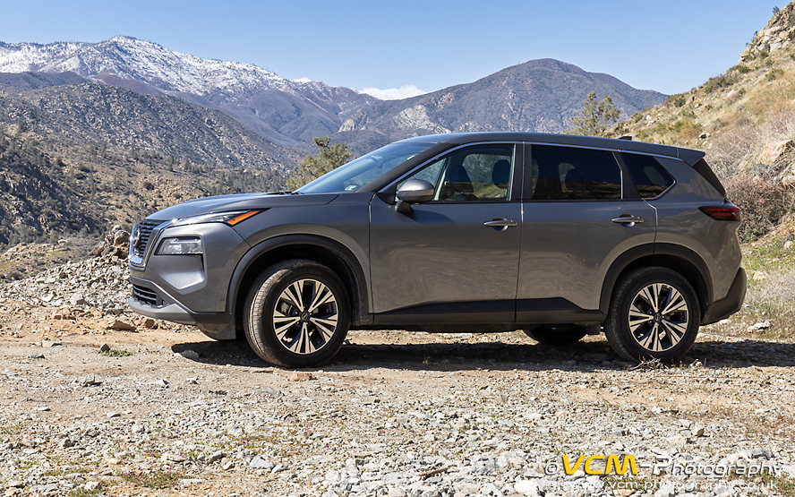 Nissan Rogue hire car for the week